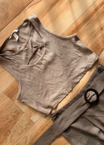 H&amp;M Ribbed Cropped Tank Top