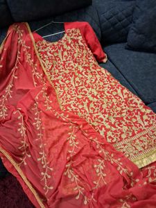 Red Embroidered Kurta Set 36 size