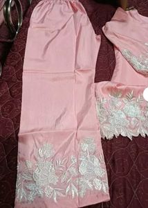New Pakistani Style Kurta Set