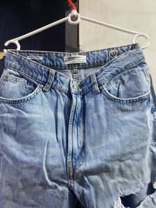 Lovegen Ripped Jeans