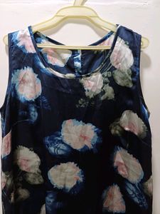 Women Sleeveless Top