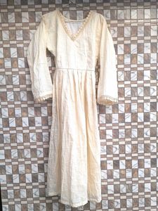 Elegant Cream Long Dress🎀