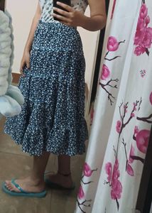 Beautiful Blue Printed Ruffled Skirt 💙- New