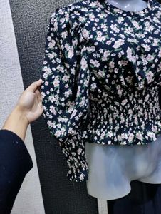 Floral print top