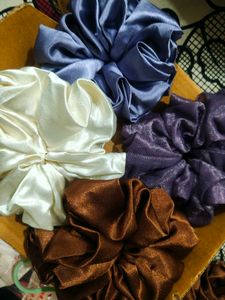 Pack of 2 XL Scrunchies