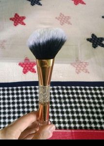 Faces Canada Makeup Brush
