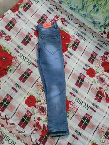 Light Wash Denim Jeans