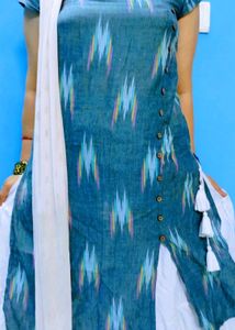 Elegant Printed Kurta And White Skirt