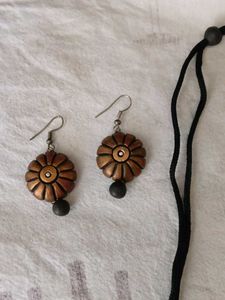 AUTHENTIC AND FUNKY JEWELLERY- 2  SETS