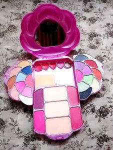 Girls Makeup Palette
