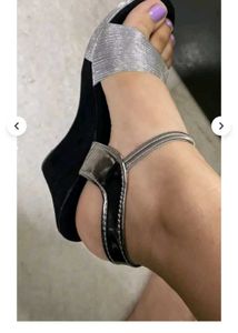 Black Platform