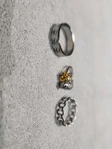 Unique Valuable Vintage Ring- With Rings Free