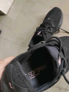 Puma Sneakers