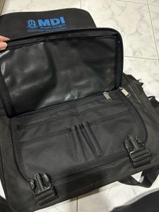 MDI Premium Sling Laptop Bag with 5 Chains