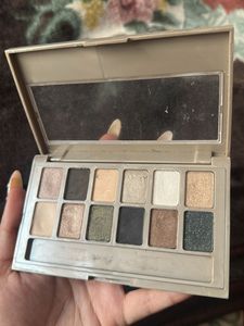 Maybelline Combo Eyeshadow And Blush Pallet 😍😍