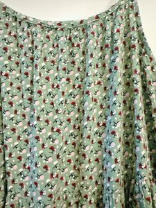 UNIQLO Cute Green Print Dress (no top)