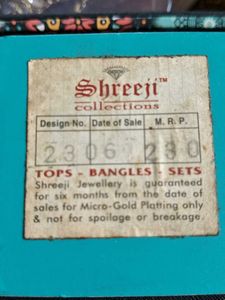 Shreeji Tops Pendant Set