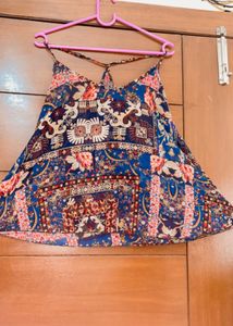Nice Top With Streps