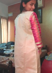 Floral Embroidered Kurta Set