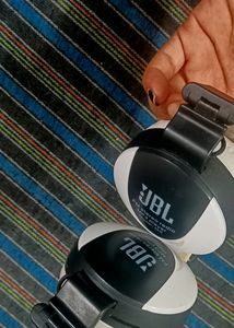 JBL Headphones 🎧
