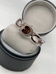 GUESS PREMIUM QUALITY NEW MODEL LADIES WATCH