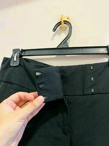 Beautiful Black Capri Pants