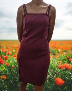 Mauve shoulder straps cut out detail sheath dress