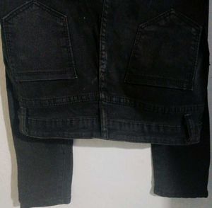Black Straight Fit Jeans