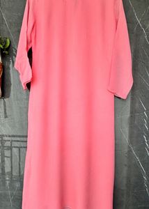 Elegant Pink Embroidered Kurti