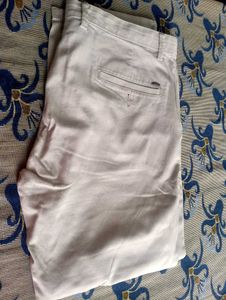 Off White Chinos - Classic Style