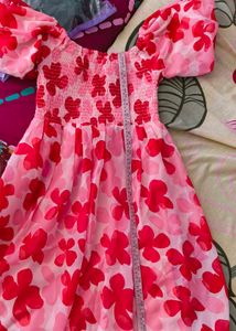 BEAUTIFUL TRENDING FLORAL DRESS