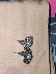 Pearl Flower Earrings