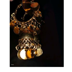 Earings