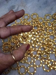 Star Beats Golden Colour For Decoration