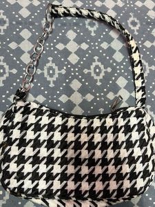 Houndstooth Mini Baguette