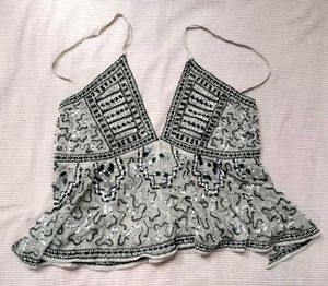｡⁠*ﾟ🪩Y2K Sequin Embellished Top