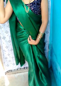 Beautiful Green Saree || 💚💚with Blouse Piece