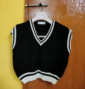 Cropped Sweater Vest