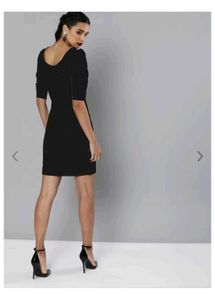 Black Velvet Finish Puff Sleeves Bodycon Dress