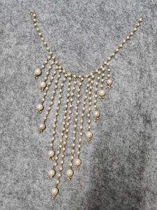 Beads Neckpiece