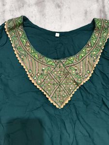 Girls Wear Elegant Green Embellished Kurta with pa