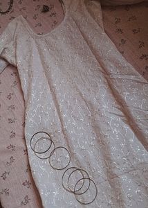 Elegant Ivory Kurti! 🕊️