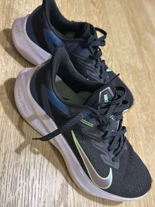 Nike Women Sports Shoes