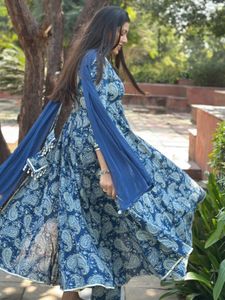 Indigo paisley heavy flair suit set