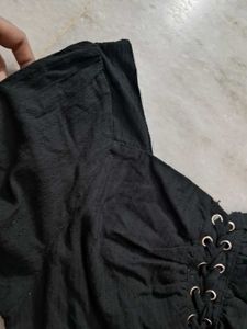 Femme  Black Lace-Up Crop Top
