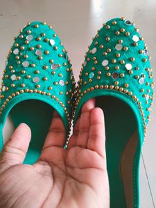 🤩So Beautiful 👑 Footwear Size 10 Ins