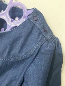 HEY Branded Navy Blue Sold Neck Regular Top