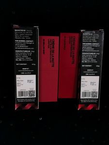 Staze 9to5 Cream De La Matte Lipstick