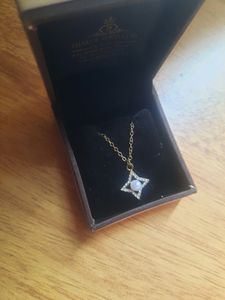 Pandel With Chain