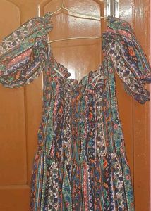 Ruffled Dress 👗